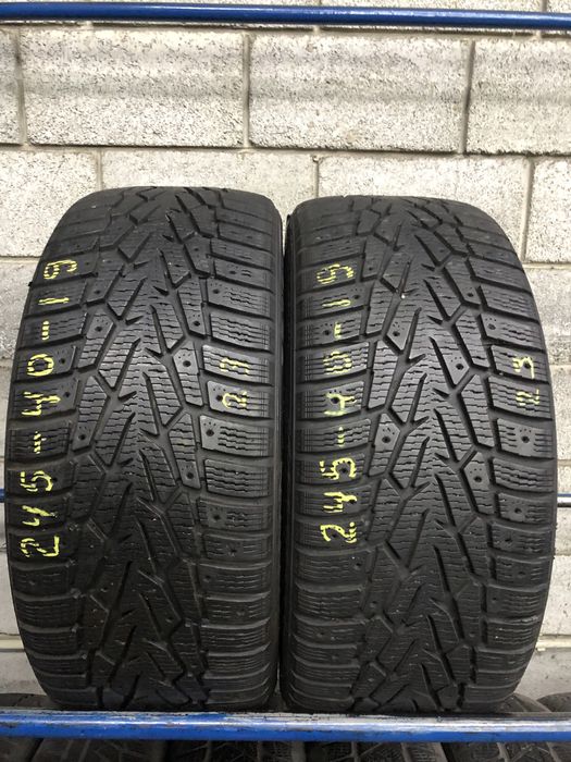 Зимові шини 245/40 R19 (98T) NOKIAN