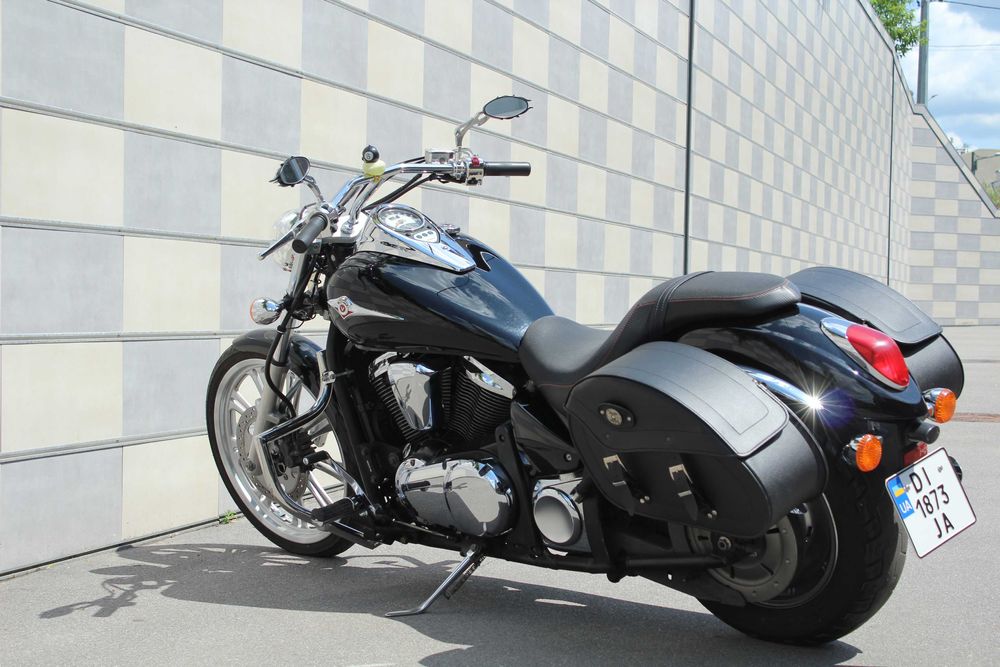 Kawasaki VN900 Custom