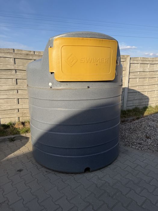 Sprzedam zbiornik 2500l