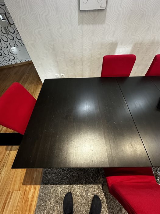 Mesa de jantar com cadeiras