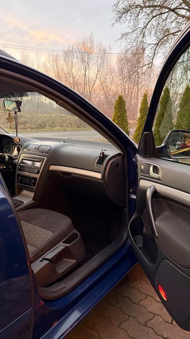 Продаю автомобіль