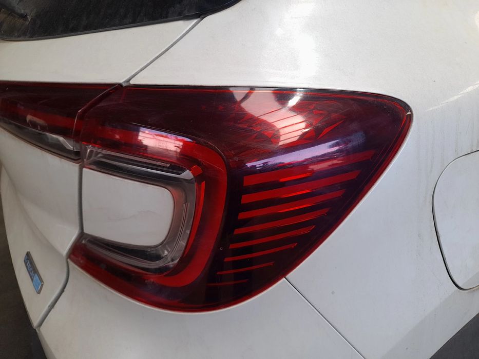 Farolim direito RENAULT Captur II