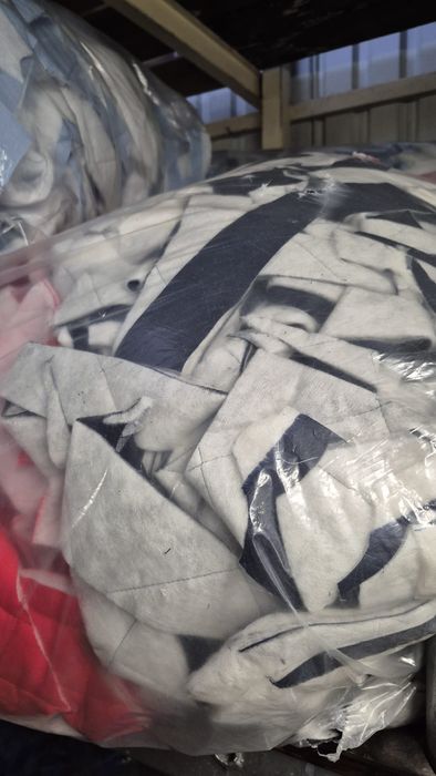 Skrawki materiałów