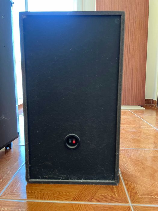 Aparelhagem Hi-Fi vintage mais colunas