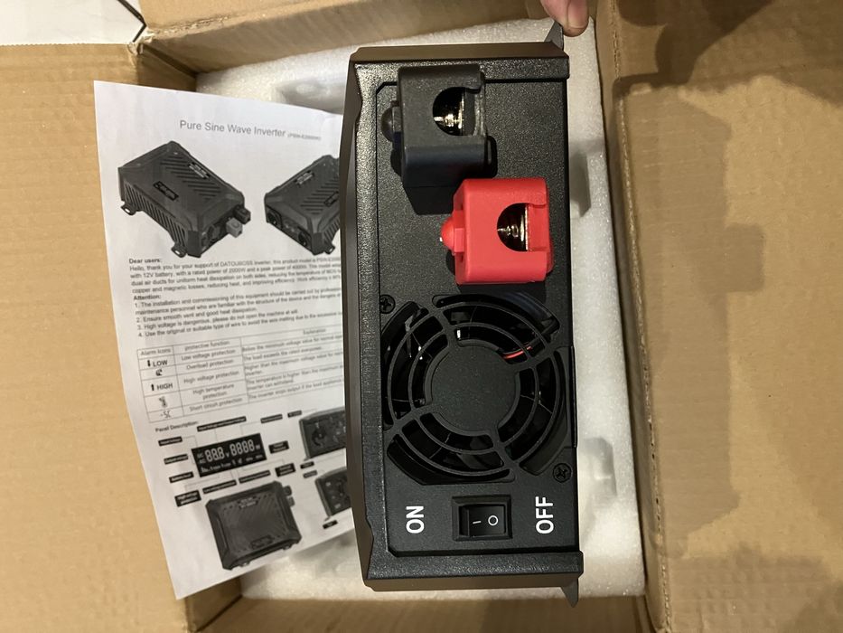 Інвертор Datouboss 12V 2000W чистий синус