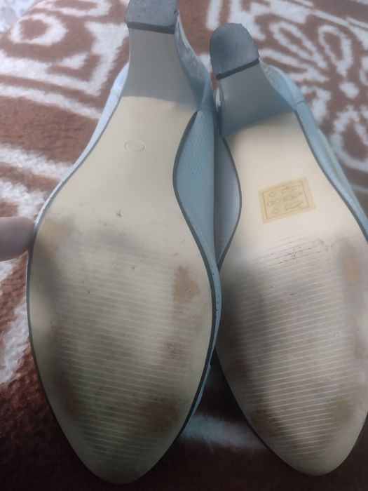 Czółenka na obcasie rozm. 38