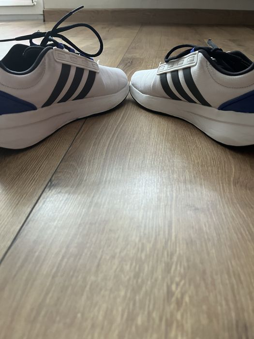 Buty Adidas Racer TR21