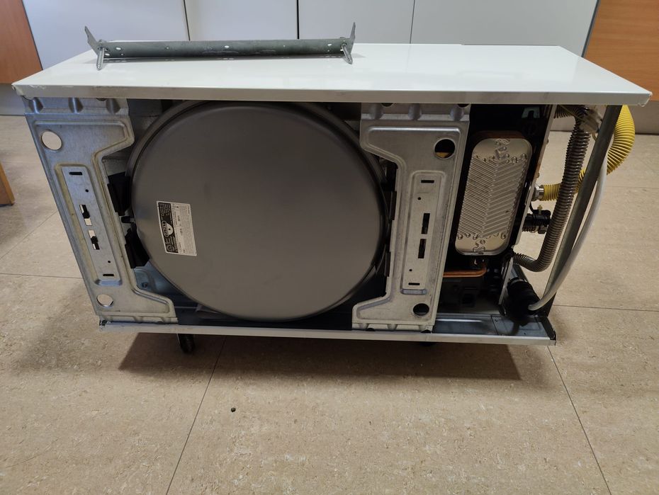 Caldeira Ariston class 24 FF