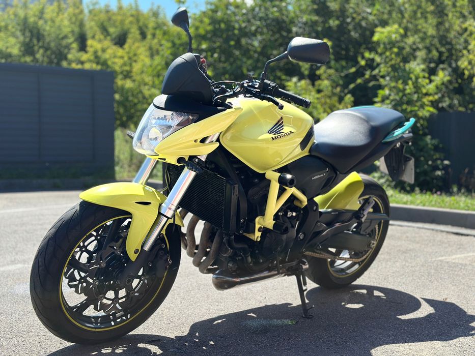 Мотоцикл Honda Hornet
