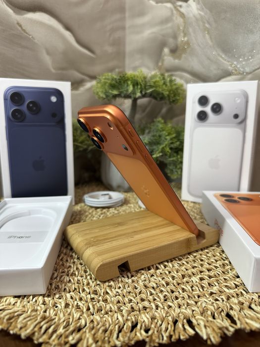 iPhone 17 Pro Orange 128Gb Xr в корпусі 17 Pro
