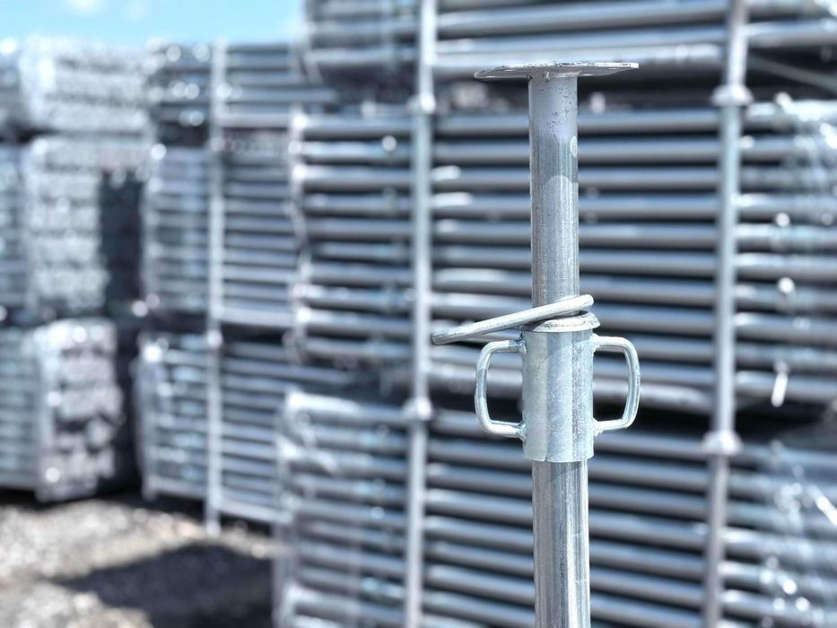Stemple budowlane metalowe, podpory. Szalunki stropowe. Stęple, sztyce