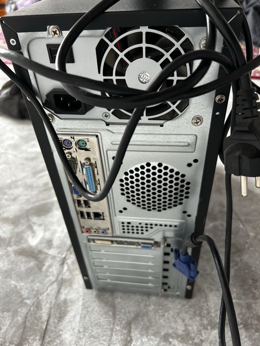 Монітор, блок, клавіатура