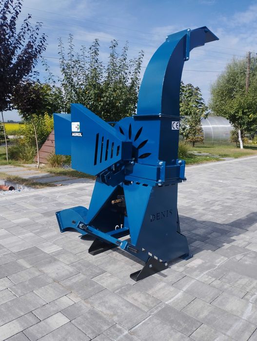 Rębak bębnowy Denis R-12  do gałęzi 12 cm wysyłka półautomat Nowy