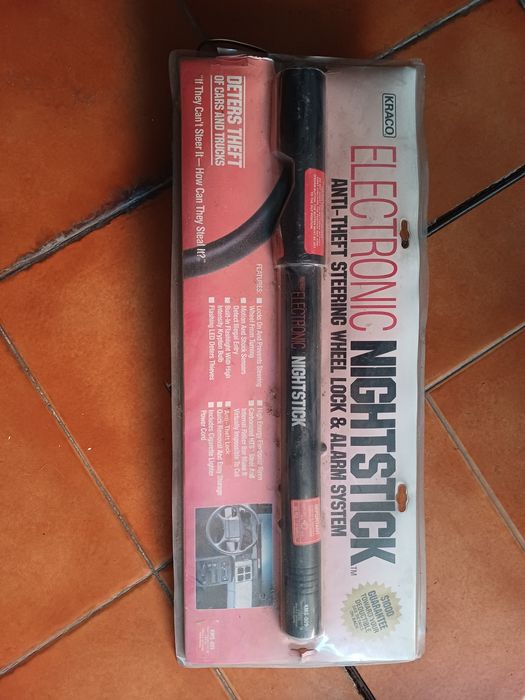 Tranca de Volante Kraco Electronic NightStick