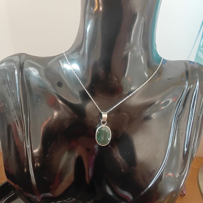 Fio de Prata com Esmeralda Certificada. Feito á Mao
