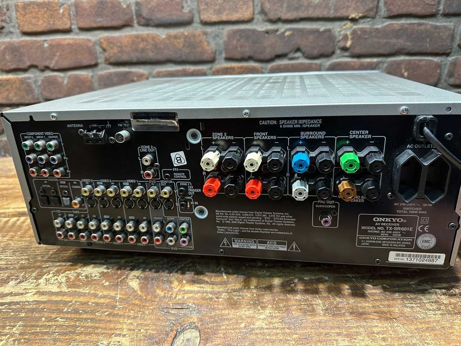 Amplituner Onkyo TX-SR 601 E z oryginalnym pilotem