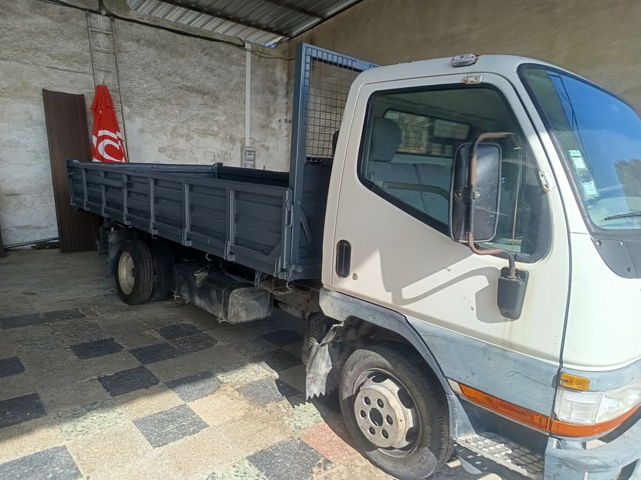 Mitsubishi Canter basculante