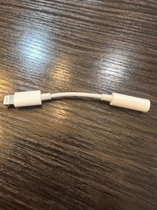Apple lightning - 3.5mm перехідник. ОРИГІНАЛ