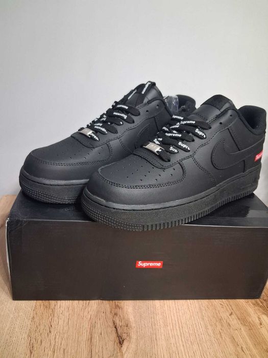 Buty Nike Air Force 1 Supreme, rozmiar 43