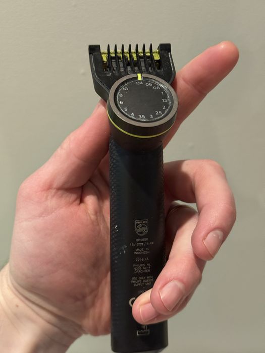 Електростанок Philips OneBlade Pro