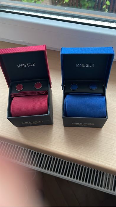 Галстук з запонками Garlo Bruno. В наявності тільки синій комплект.