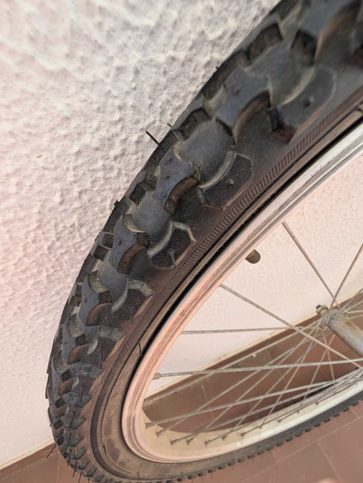Bicicleta com amortecedor roda 26