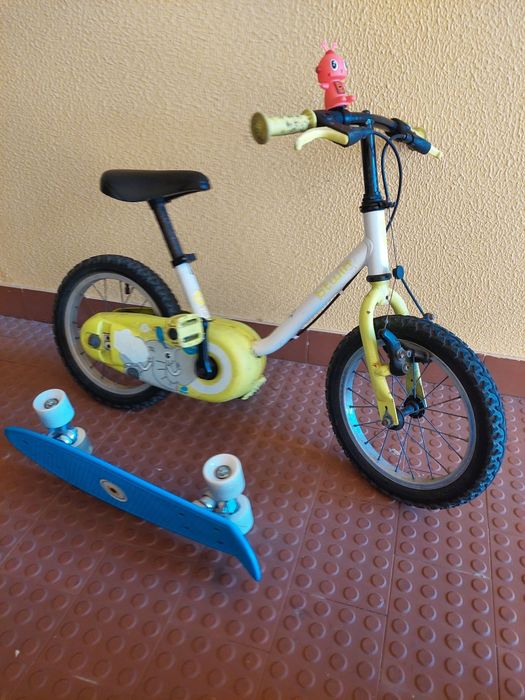 Bicicleta  e skate  de criança.