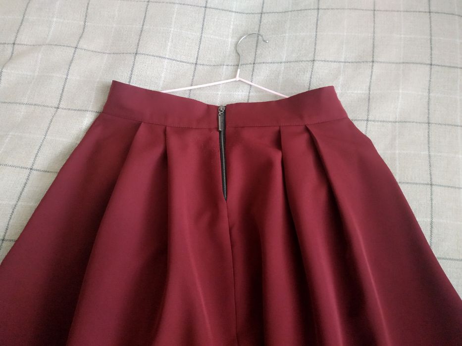 Спідниця.Бордова.Міді