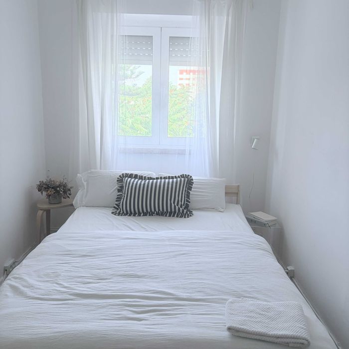Quarto para arrendar Alvalade
