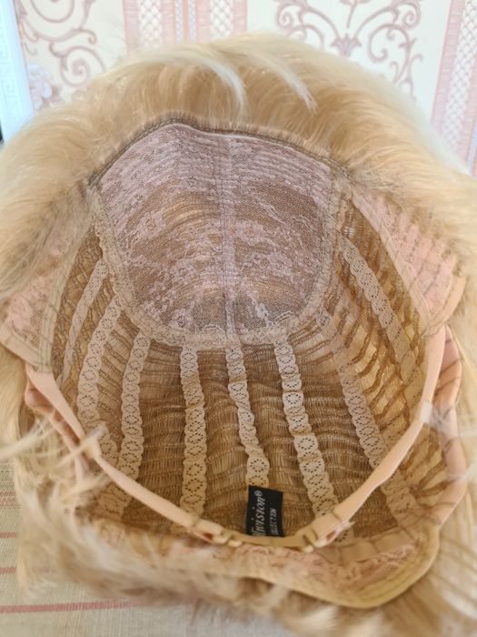 Парик із термоволокна