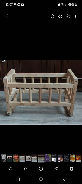 Ліжко для ляльок дерев'яне