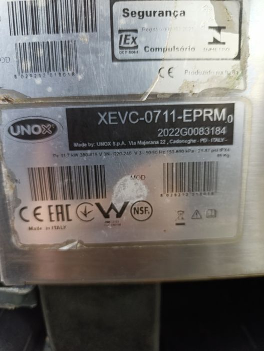 Пароконвектомат Пароконвекційна піч Піч Unox Cheftop 0711