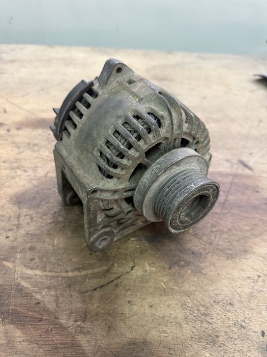 Alternador Renault / Dacia 1.5 dCi 1.4 1.6 Valeo 110A