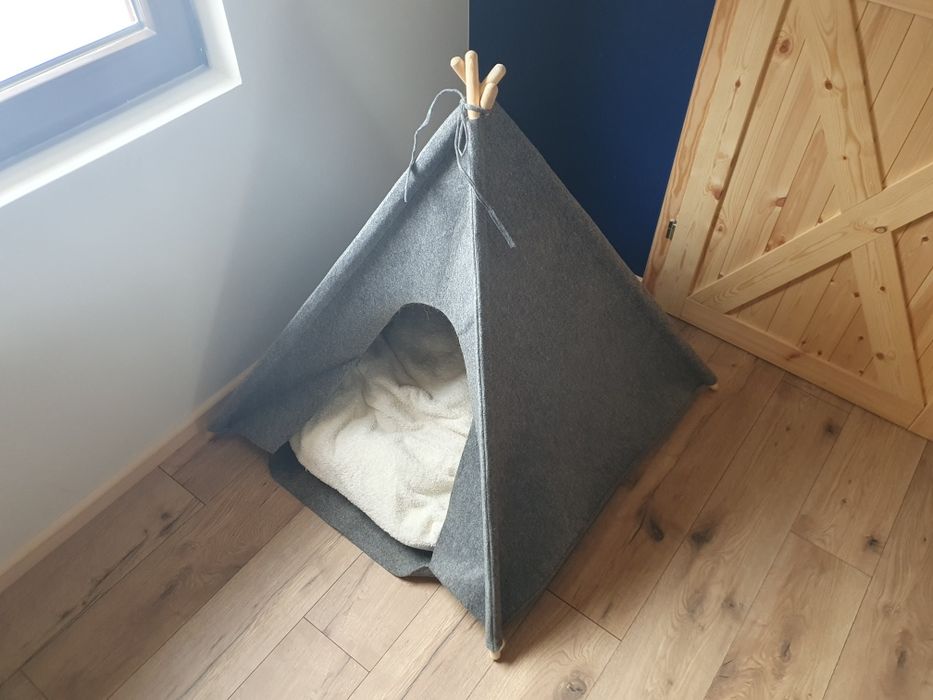 Tipi / buda / kojec dla psa – stylowy, funkcjonalny, z poduszką
