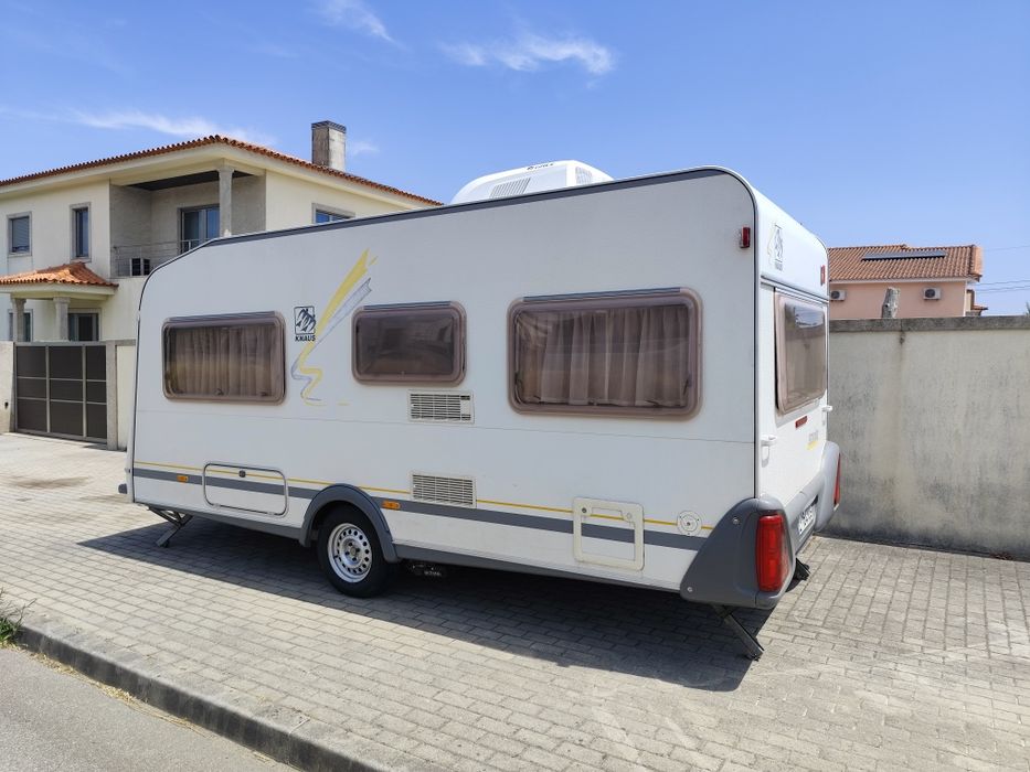 Caravana knaus muito nova