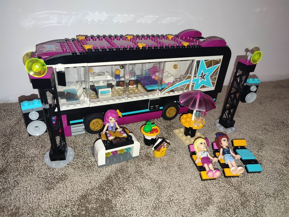 LEGO Friends Wóz koncertowy gwiazdy Pop
8-12 | #41106 | 682 Elementy