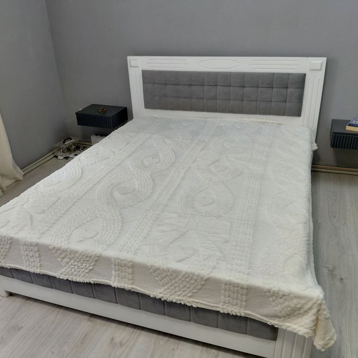 Плед сердце 3D  200х230см плед покривало євророзміру м'яке та приємне пухнасте в подарунковій упаковці 200х220 см серця міу-міу шарпей три вида пледів