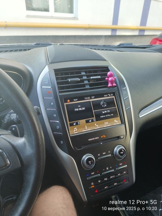 Продам  Lincoln Mkc