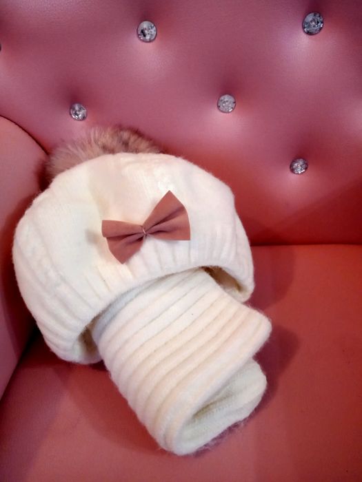 Komplet zimowy dla dziewczynki