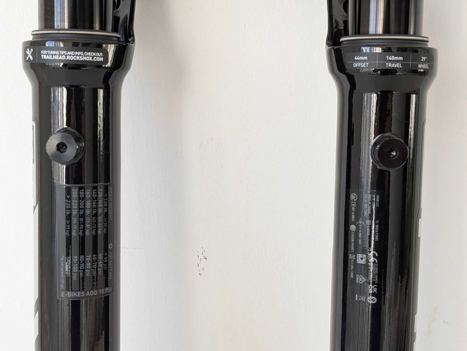 Suspensão RockShox Pike Ultimate Flight Attendant C. 3.1 | 140 | NOVA