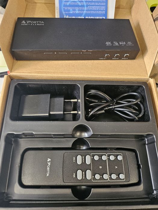 Przełącznik matrycowy Portta 4K 60Hz HDMI Matrix 4x2 PORTTA