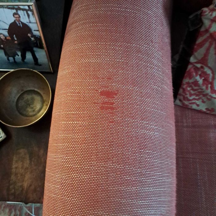 Sofá de 2 lugares encarnado usado