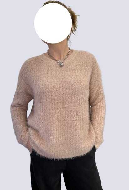 Пудровый бежевый свитер джемпер женский от primark 46-50