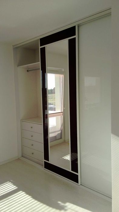 szafy z drzwiami suwanymi