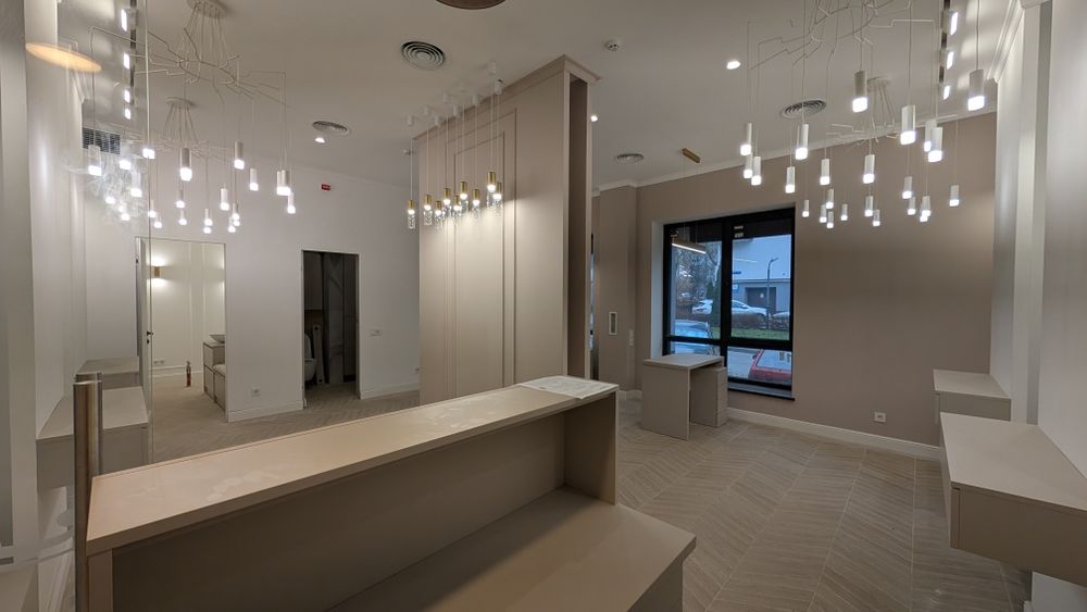 Приміщення в топовій локації в центрі в оточенні нових ЖК, 50 квт