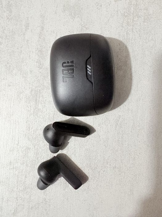 JBL Tune ear buds como novos