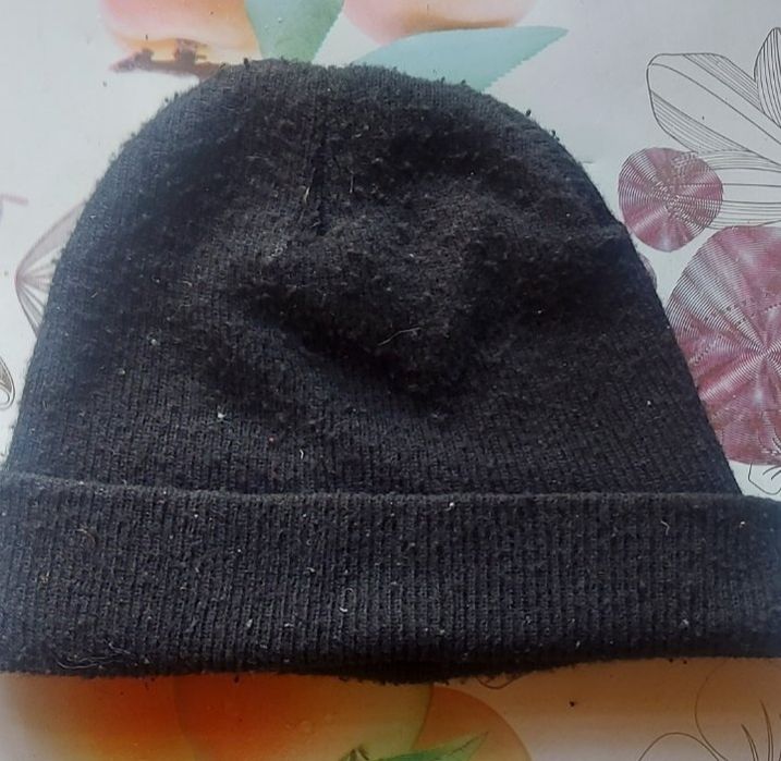 Мужская вязаная шапка