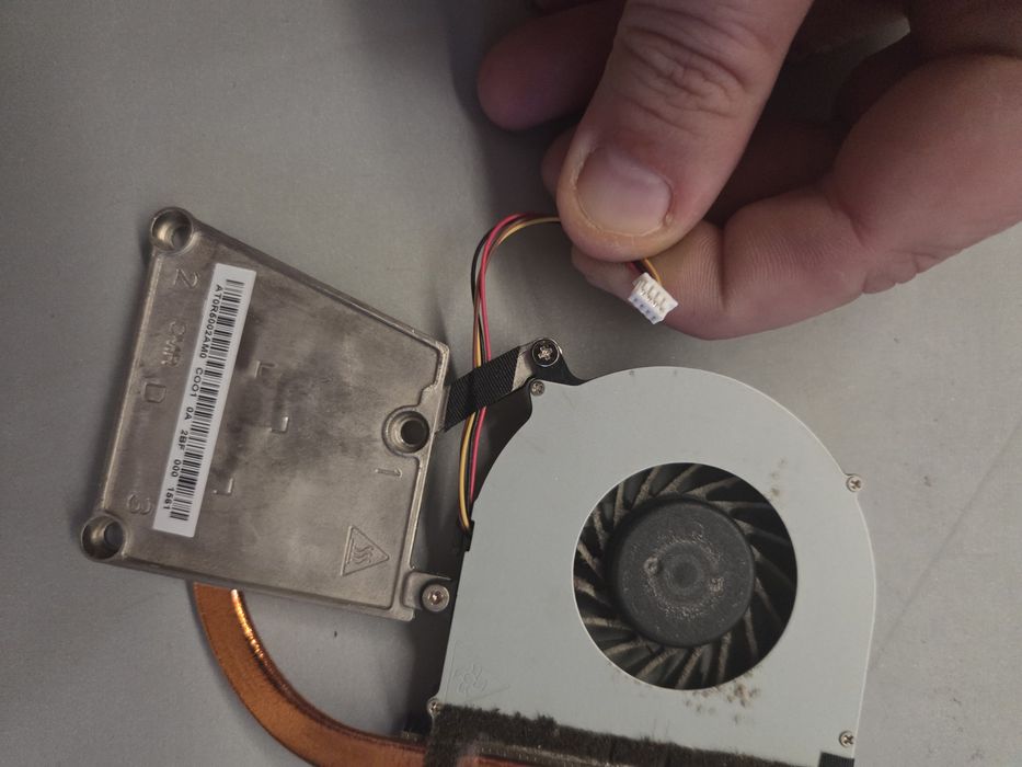 Sprzedam wentylator + radiator do laptopa Lenovo G585