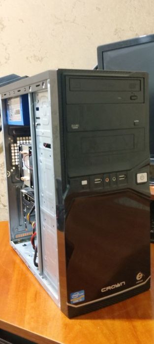 Ігровий комп'ютер. Повний комплект.