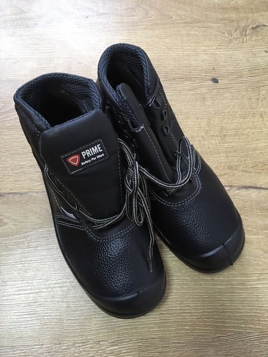 Черевики робочі нові